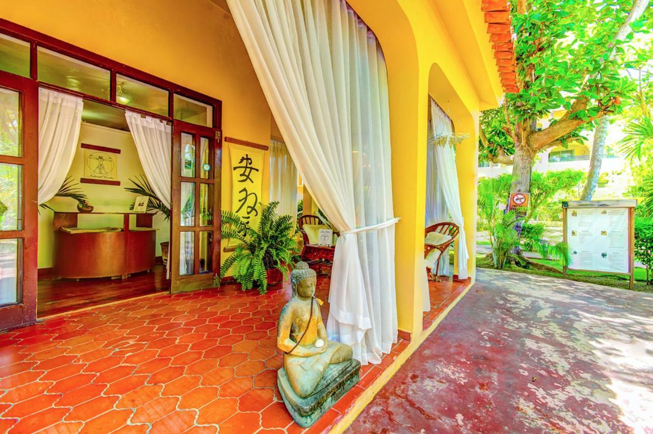 Aventura Village Los Corales Beach And Spa 蓬塔卡纳 外观 照片