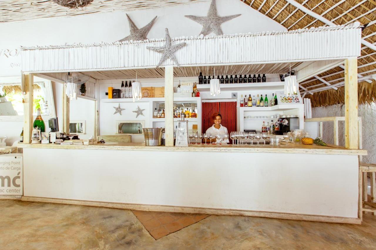 Aventura Village Los Corales Beach And Spa 蓬塔卡纳 外观 照片