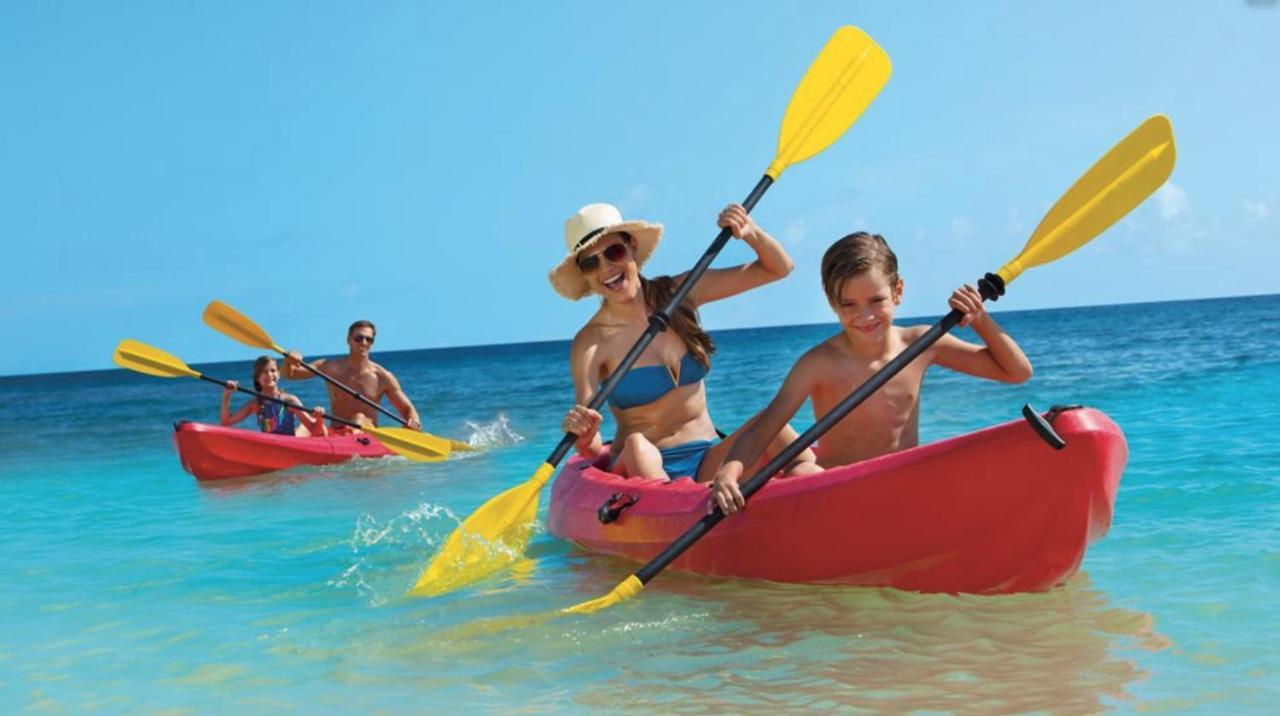 Aventura Village Los Corales Beach And Spa 蓬塔卡纳 外观 照片