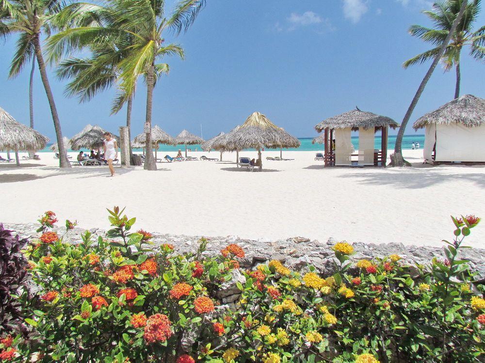 Aventura Village Los Corales Beach And Spa 蓬塔卡纳 外观 照片