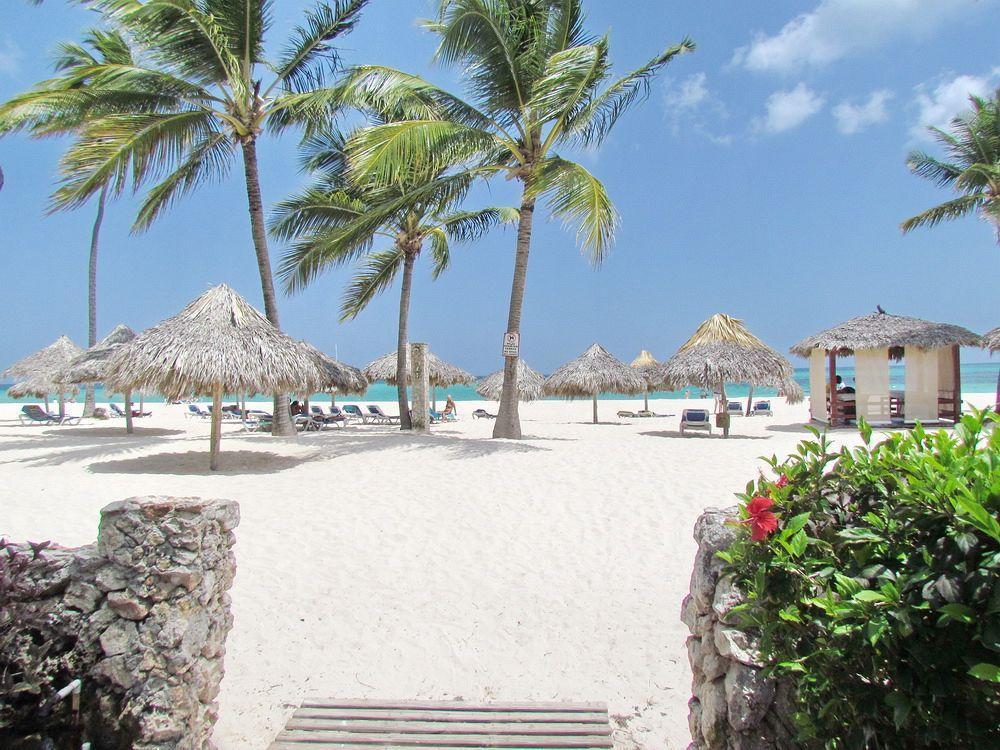 Aventura Village Los Corales Beach And Spa 蓬塔卡纳 外观 照片